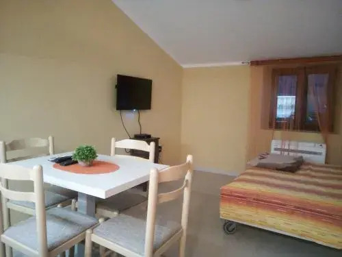 Доброта: Apartments Adriatic