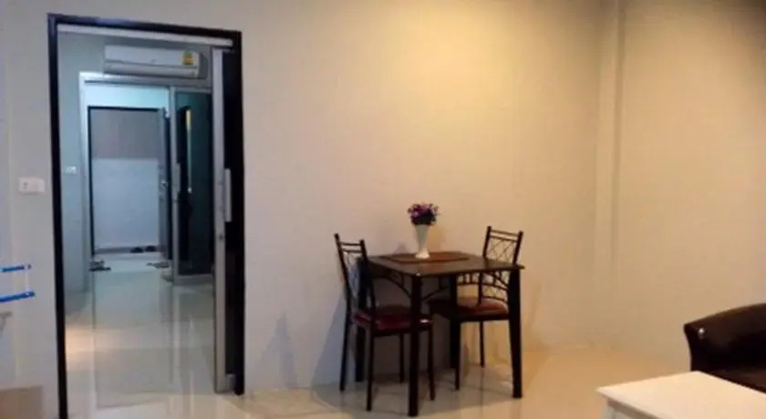 Кату: The Naka House