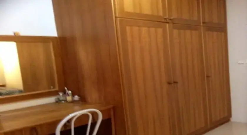 Кату: The Naka House