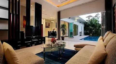BYG Private Pool Villa @ Phuket Town — фото 1