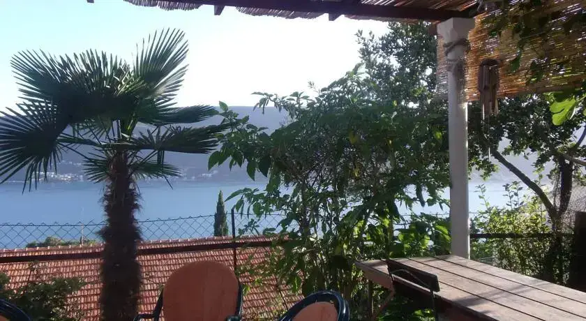 Херцег-Нови: Guesthouse Čolpa