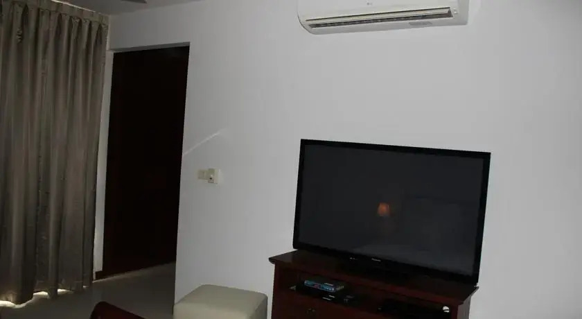 Самуи: Brand New 3 Bedrooms Townhouse