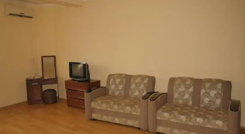 Батуми: Kral Hotel