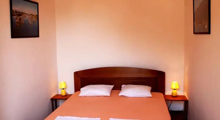 Добро Вода: Holiday Home Olivia House