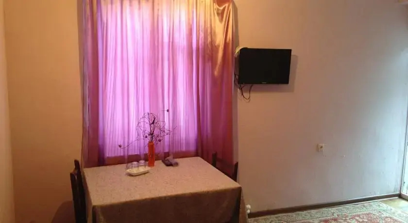 Жинвали: Hostel Begicha