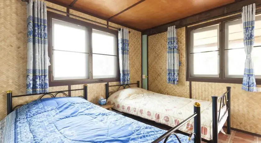 Дой-Сакет: Traditional Thai Teakwoodhouse