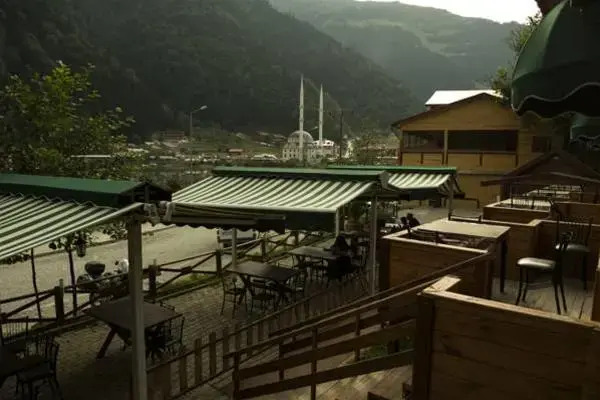 Узунгёль: Kiyi Motel & Cafe