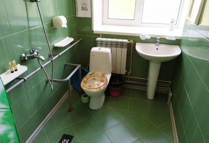Саки: Saky Sanatorium
