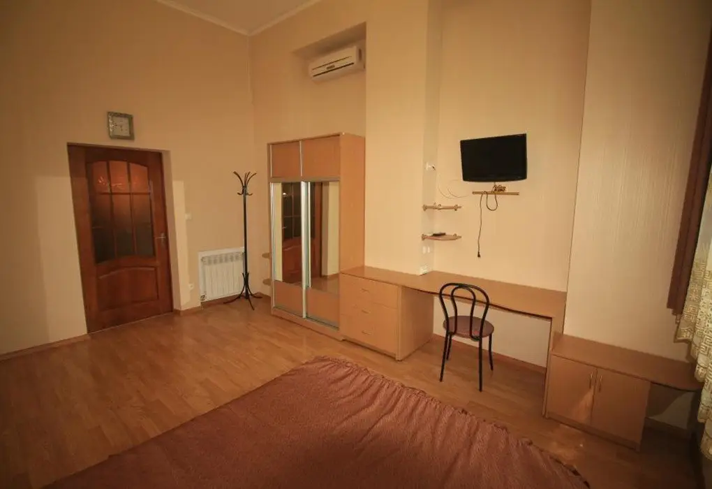Саки: Saky Sanatorium