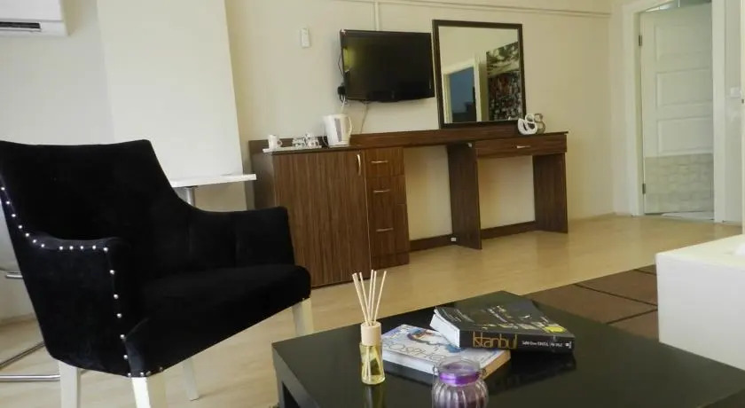 Simal Airport Suites — фото 1
