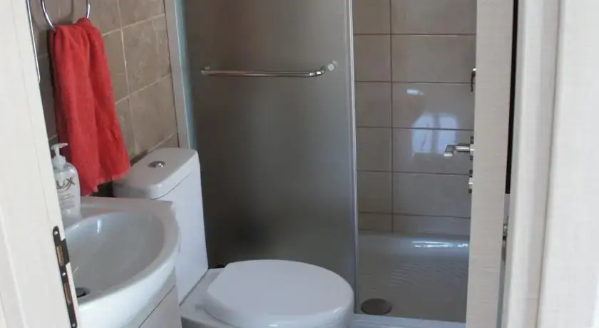 Протарас: Green Bay Familys Villa