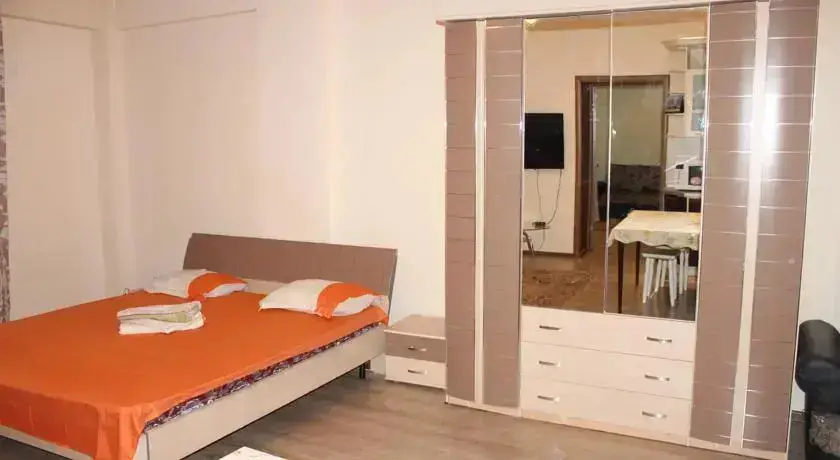 Алматы: Houseroom I