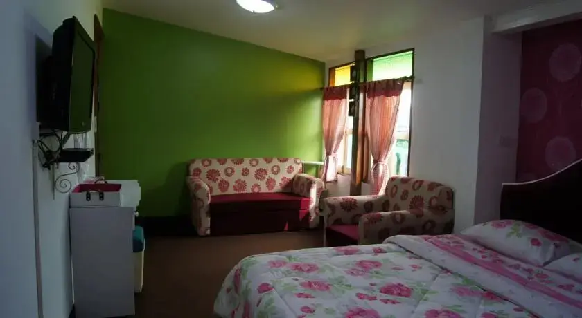 Чиангмай: La Vie En Rose Bed and Breakfast