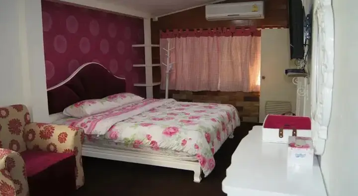 Чиангмай: La Vie En Rose Bed and Breakfast