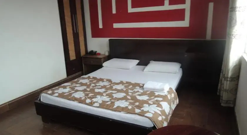 Хошимин: Nhat Van Hotel 2