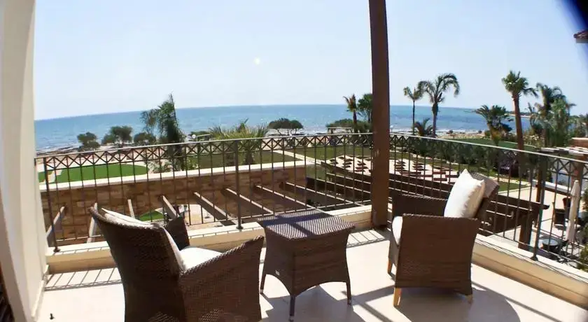 Айя-Напа: Oceanview Villa 075