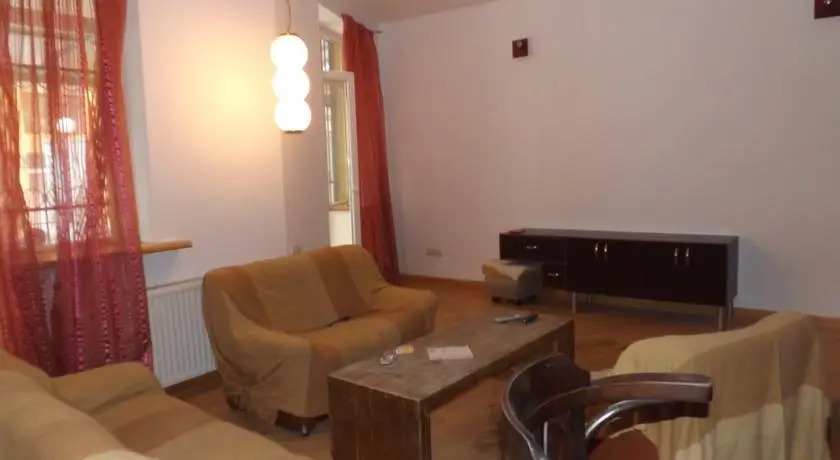 Тбилиси: Apartments Akhispireli
