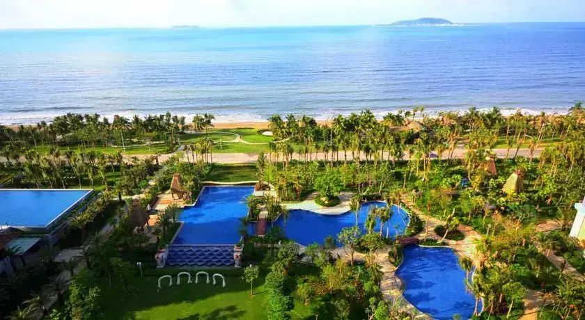 Санья: Sanya Bay Guest House All Suites Hotel