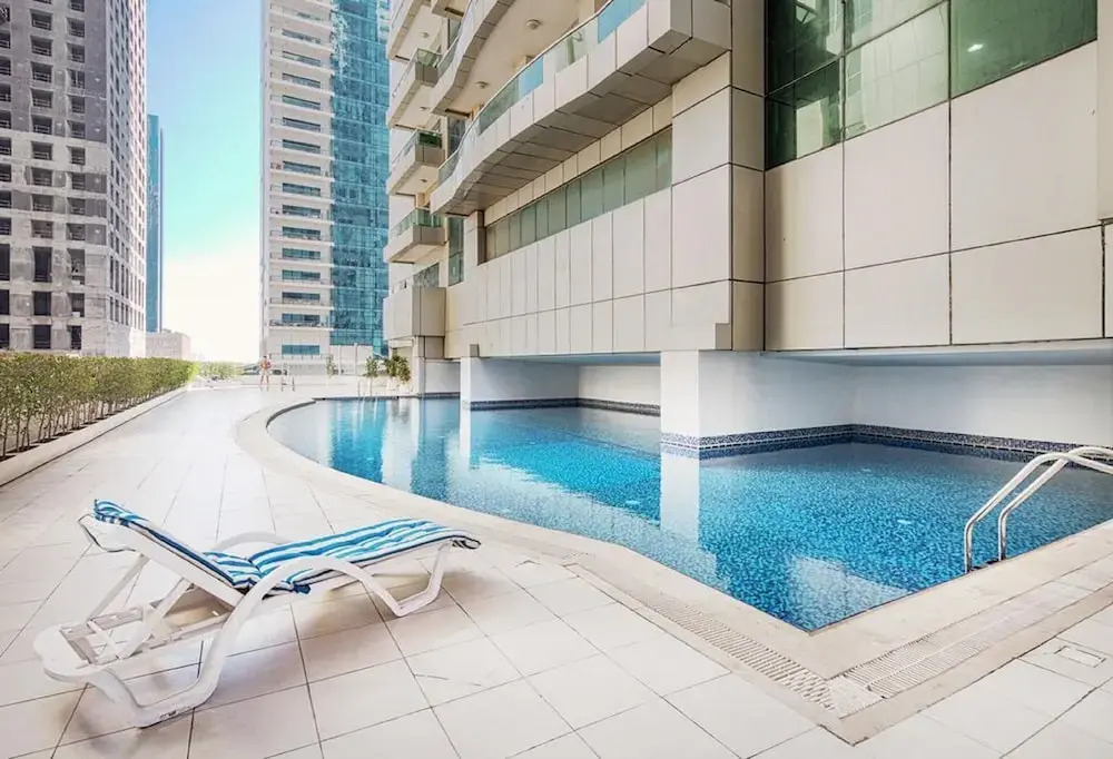High Floor Two Bedroom Apartment — фото 1