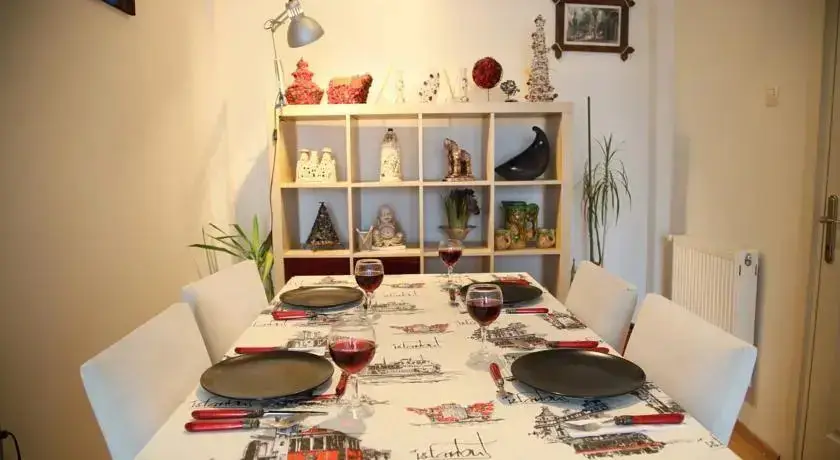 Стамбул: Taksim White Suites