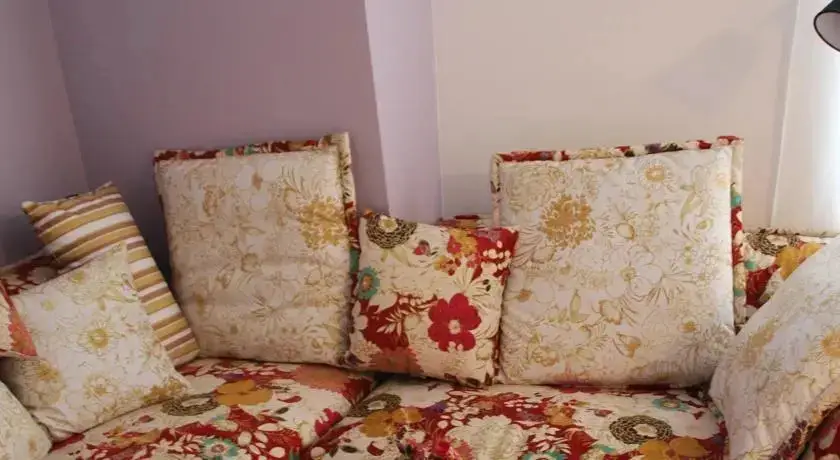 Батуми: Leolina Apartments