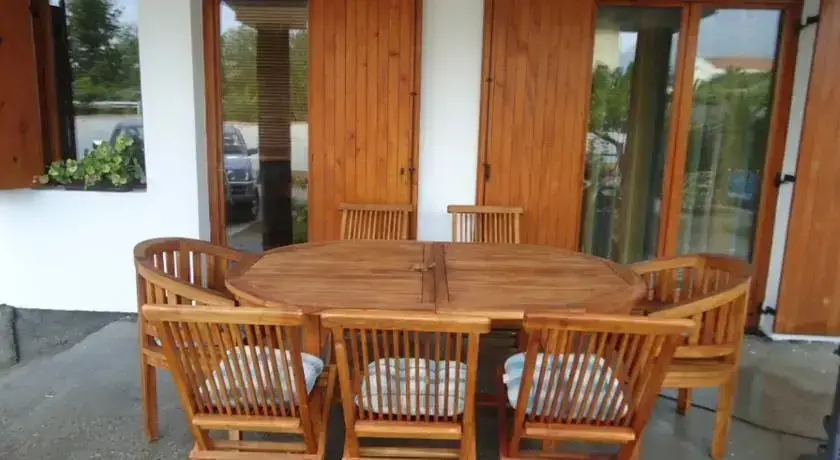 Бар: Holiday Home Draskovic
