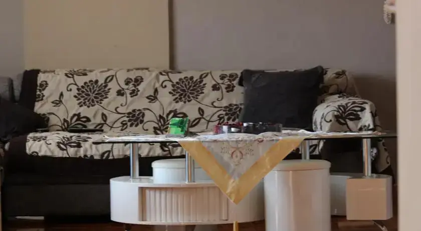Пафос: Apartment 303
