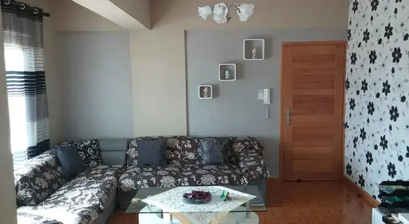 Пафос: Apartment 303
