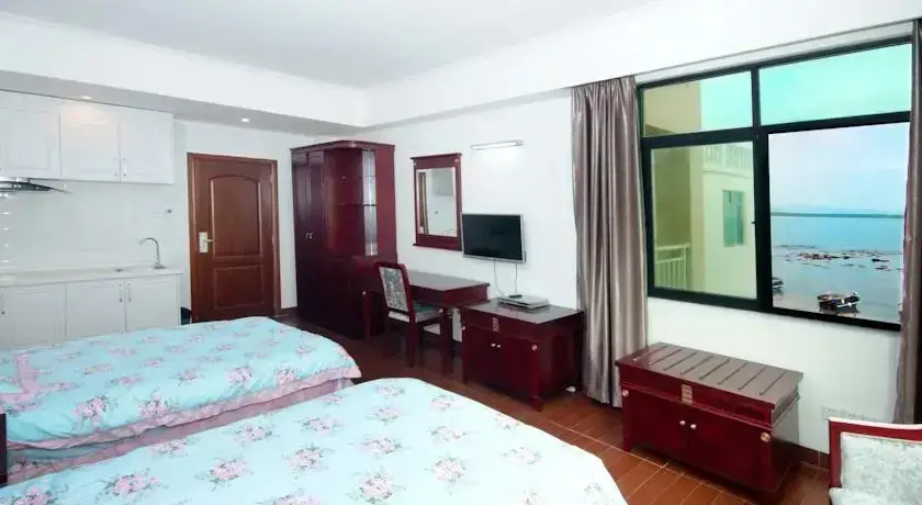 Sanya Blue Sea Sands Seaview Guesthouse — фото 1
