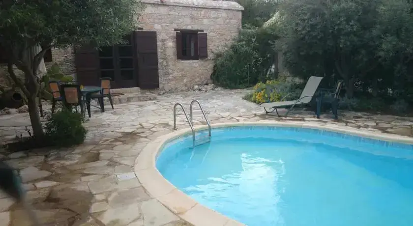 Нео Хорио: Kipseli Cottage