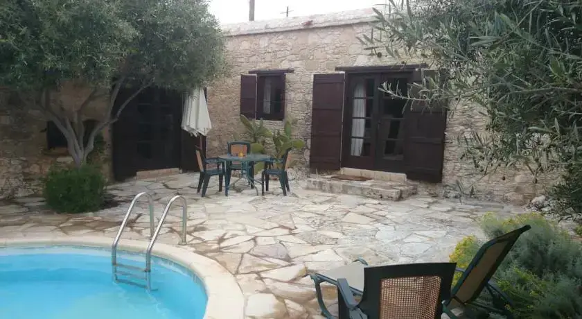 Нео Хорио: Kipseli Cottage