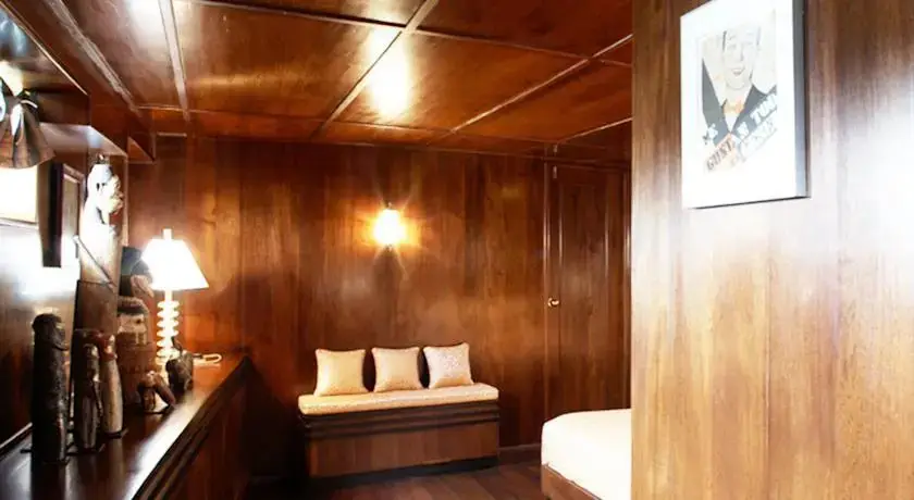 Муанг: Luxury Yacht MM2