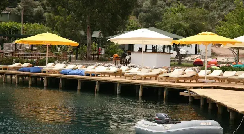 Мармарис: Ella Pansiyon Restaurant Yacht Club