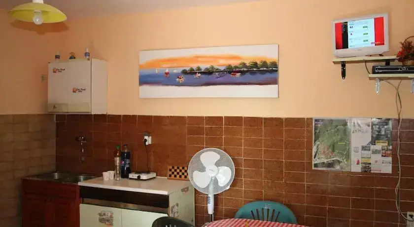 Доброта: City Beach Hostel