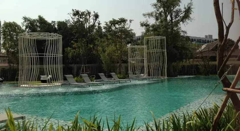 Хуахин: Summer by Sansiri Condominium