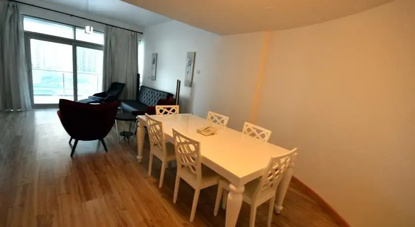 Дубай: OkDubaiApartments- Daisy Dubai Marina