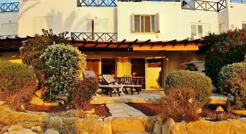 Хлорака: Paphos maison sur la mer