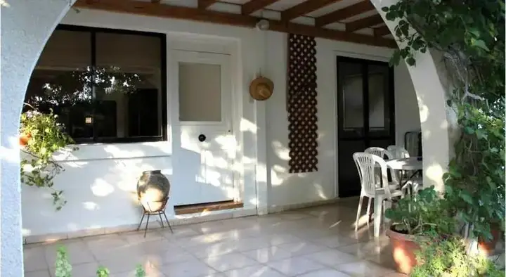 Героскипу: Lemon Cottage House