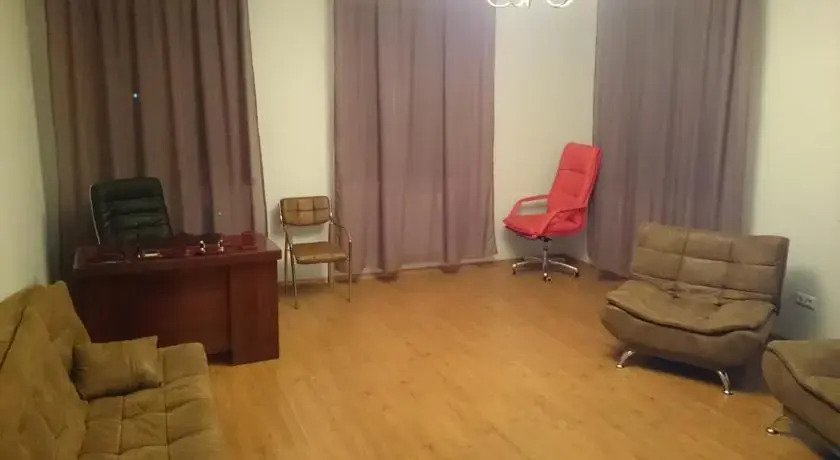 Тбилиси: Apartment with Garden