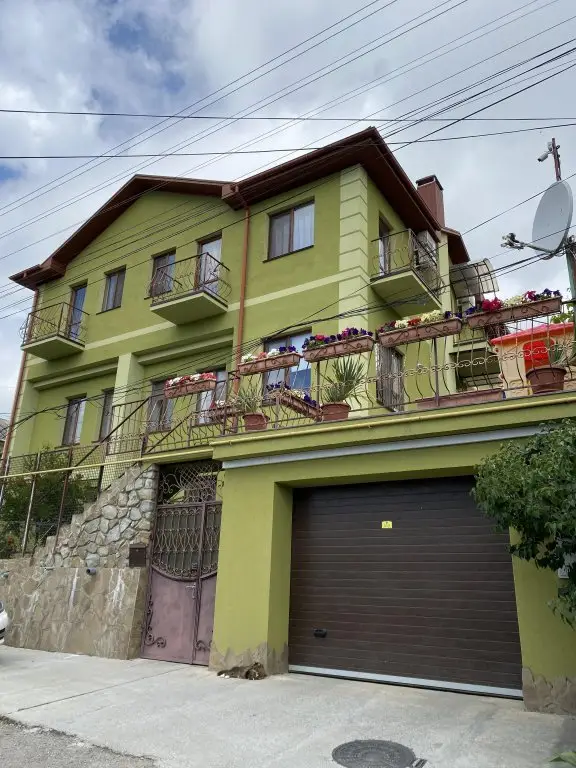 Алушта: Гостевой Дом Султанский