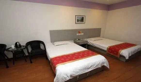 Хецзе: Heze Zheng He Inn West Shuanghe Road
