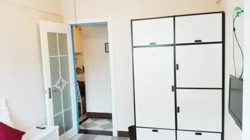 Гуанчжоу: Xiajiao Metro Apartment