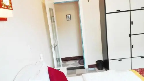 Xiajiao Metro Apartment — фото 1