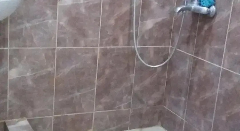 Местиа: Gust House Betqil