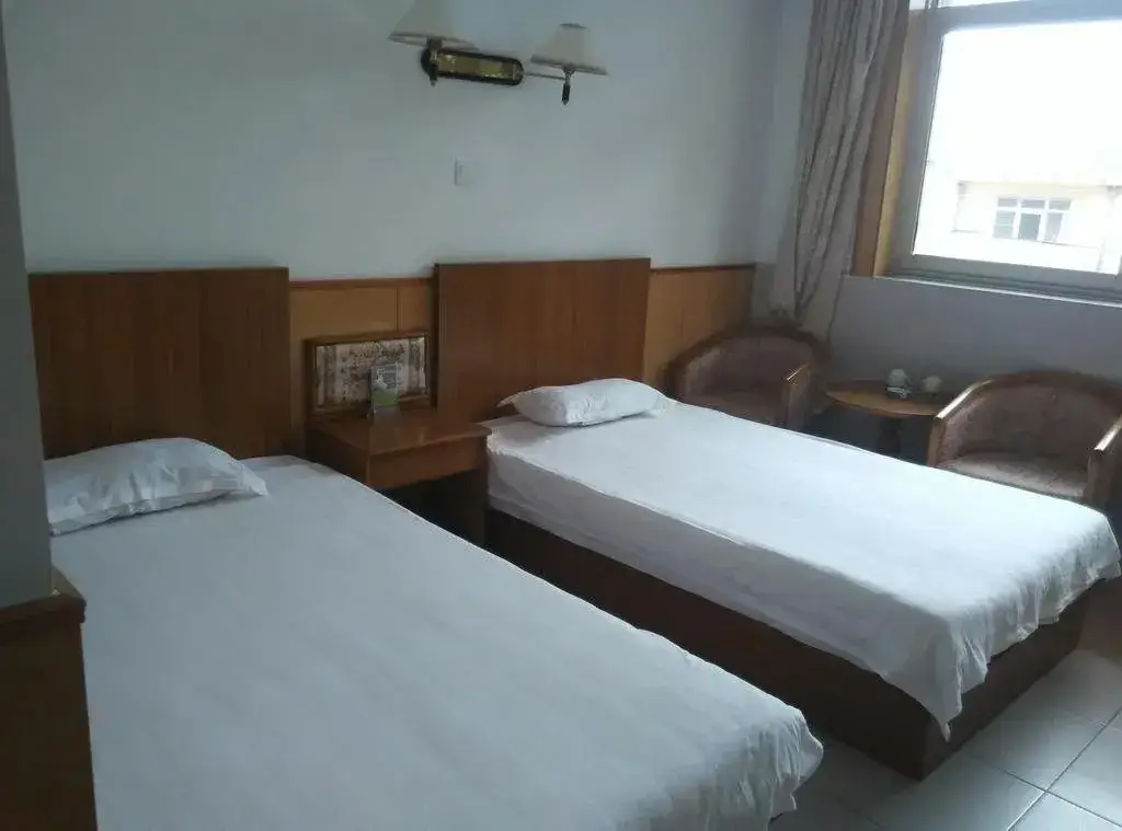 Циньхуандао: Qinquan Express Hotel