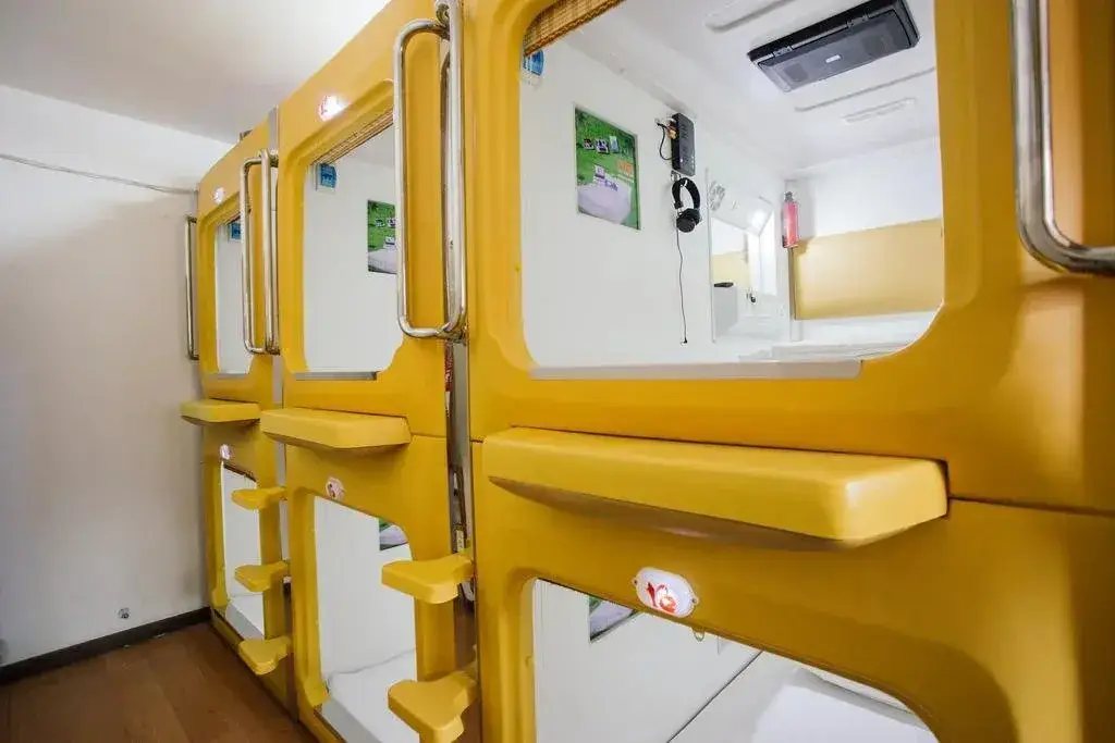Сиань: Simple Capsule Hotel Xi'an Bell Tower Shuyuanmen