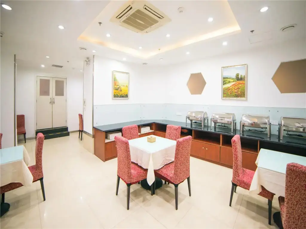 Тайюань: Hanting Express Taiyuan Jiefang Road Wanda Plaza