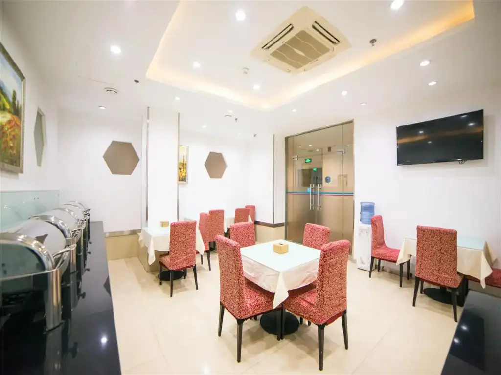 Тайюань: Hanting Express Taiyuan Jiefang Road Wanda Plaza