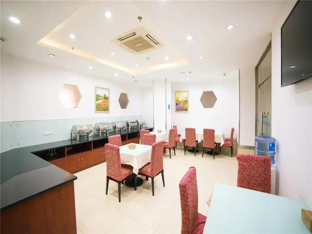 Тайюань: Hanting Express Taiyuan Jiefang Road Wanda Plaza