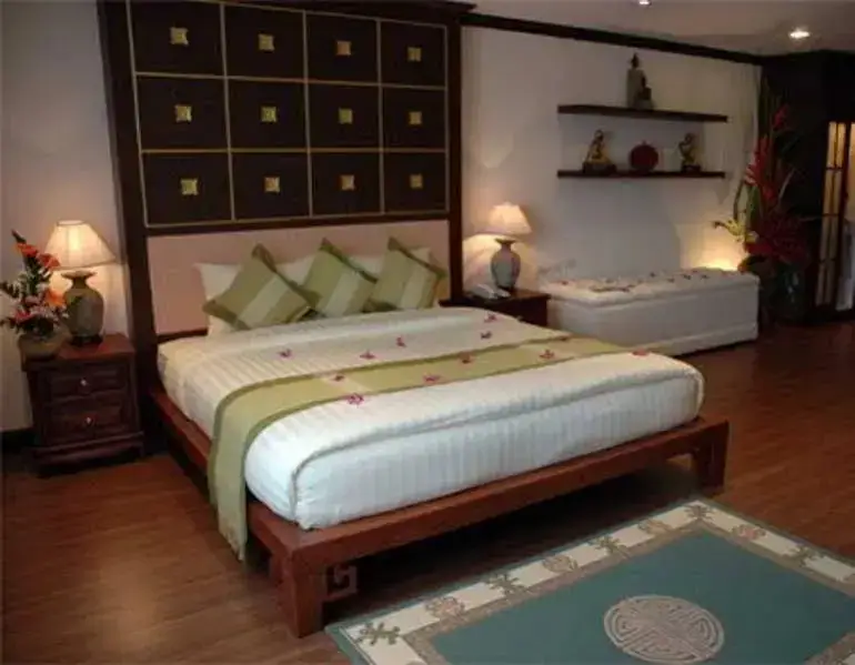 Паттайя: Nirvana Place Condo
